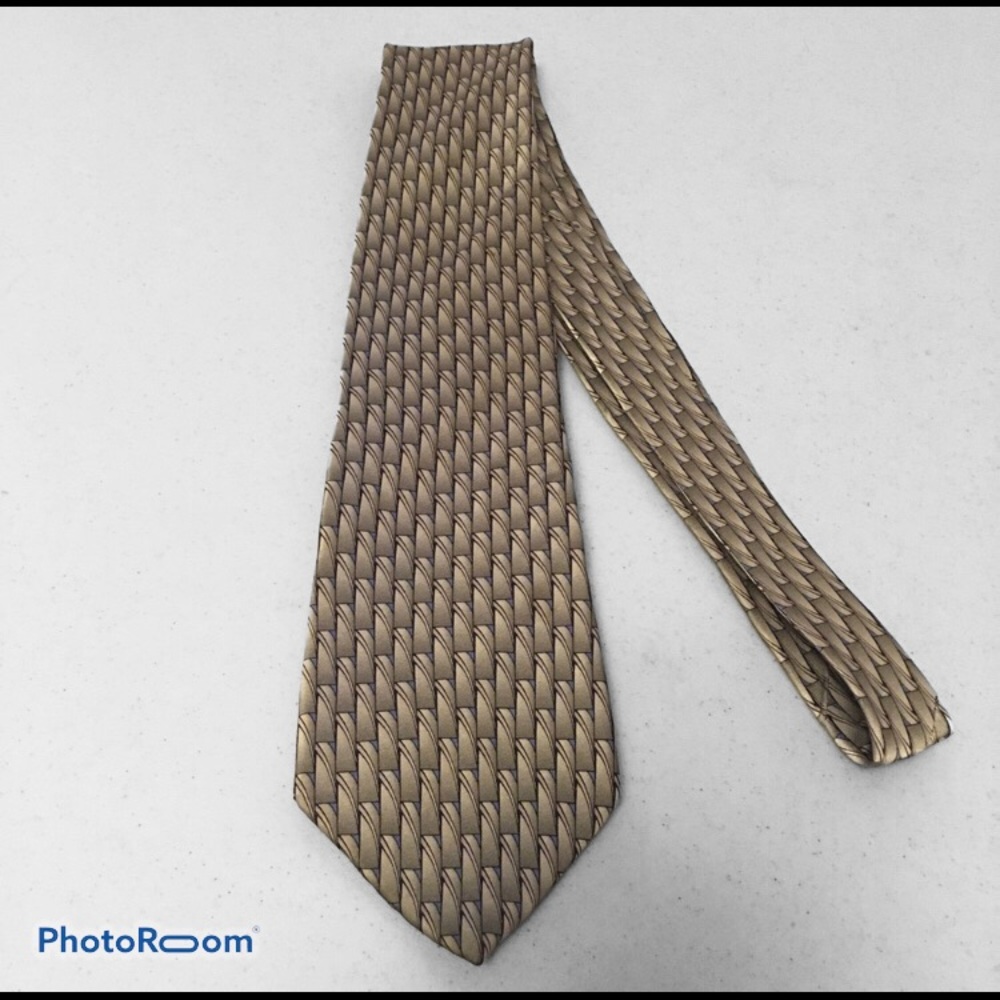 🌷(3/$25) Arrow Men’s Beige, Blue, and Black Tie.